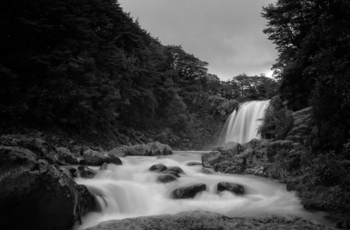 tongariro new zealand waterfall